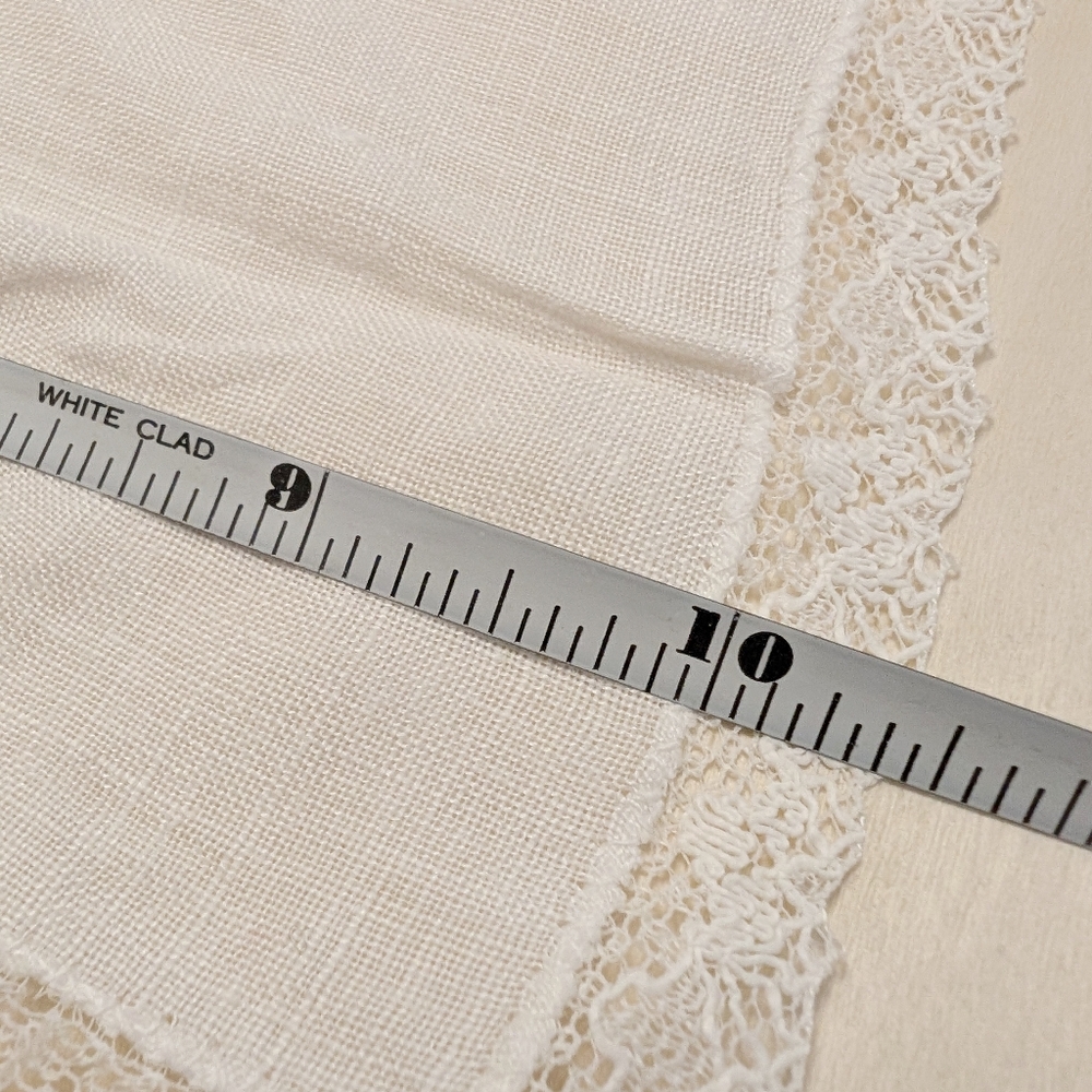 TRUE VINTAGE Hankerchief Linen Lace White 10"x 10" Dainty Square Bridal - Picture 6 of 10